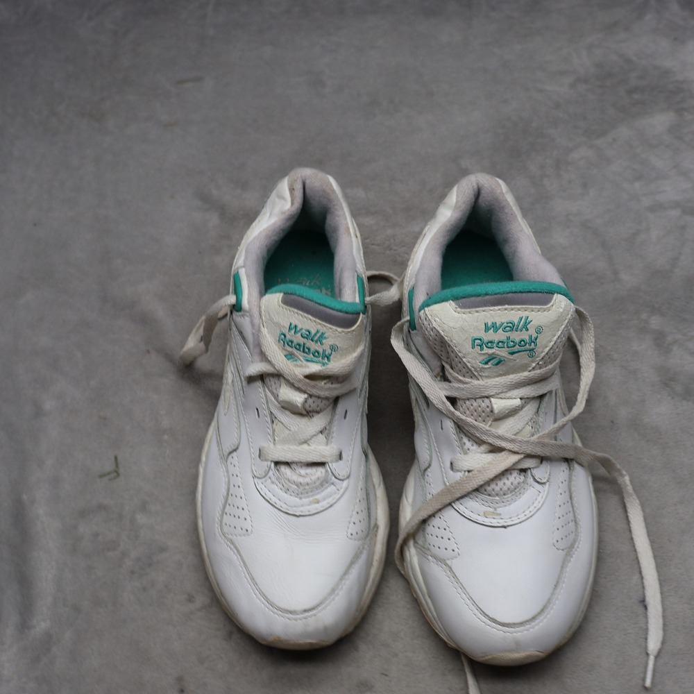 Reebok Womens 8 Walking Shoes White Leather Athletic Cushioned Sneakers VTG